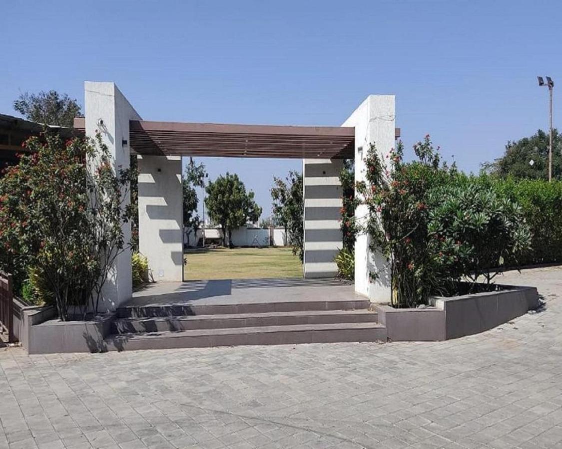 Siara Styles Rajkot Exterior photo